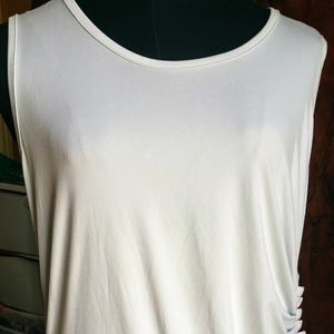 NWT sleeveless draped top size L